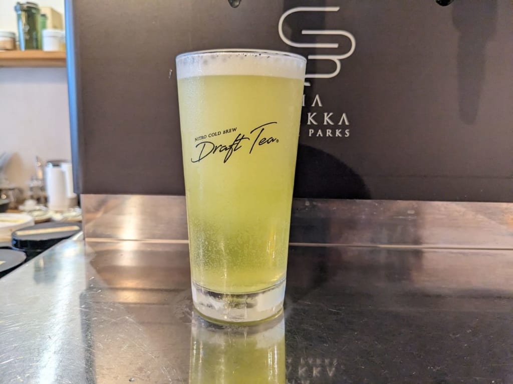 CHABAKKA　TEA　PARKSのドラフトティー2層